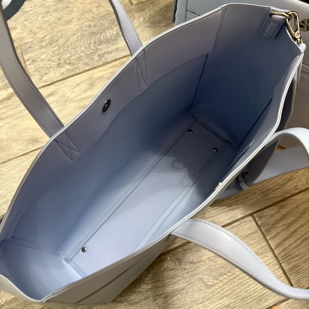 Calpak Haven Sky Blue Tote Bag - Picture 4 of 9